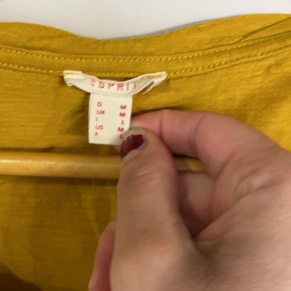 Esprit long sleeve. Mustard yellow colour - Picture 3 of 4
